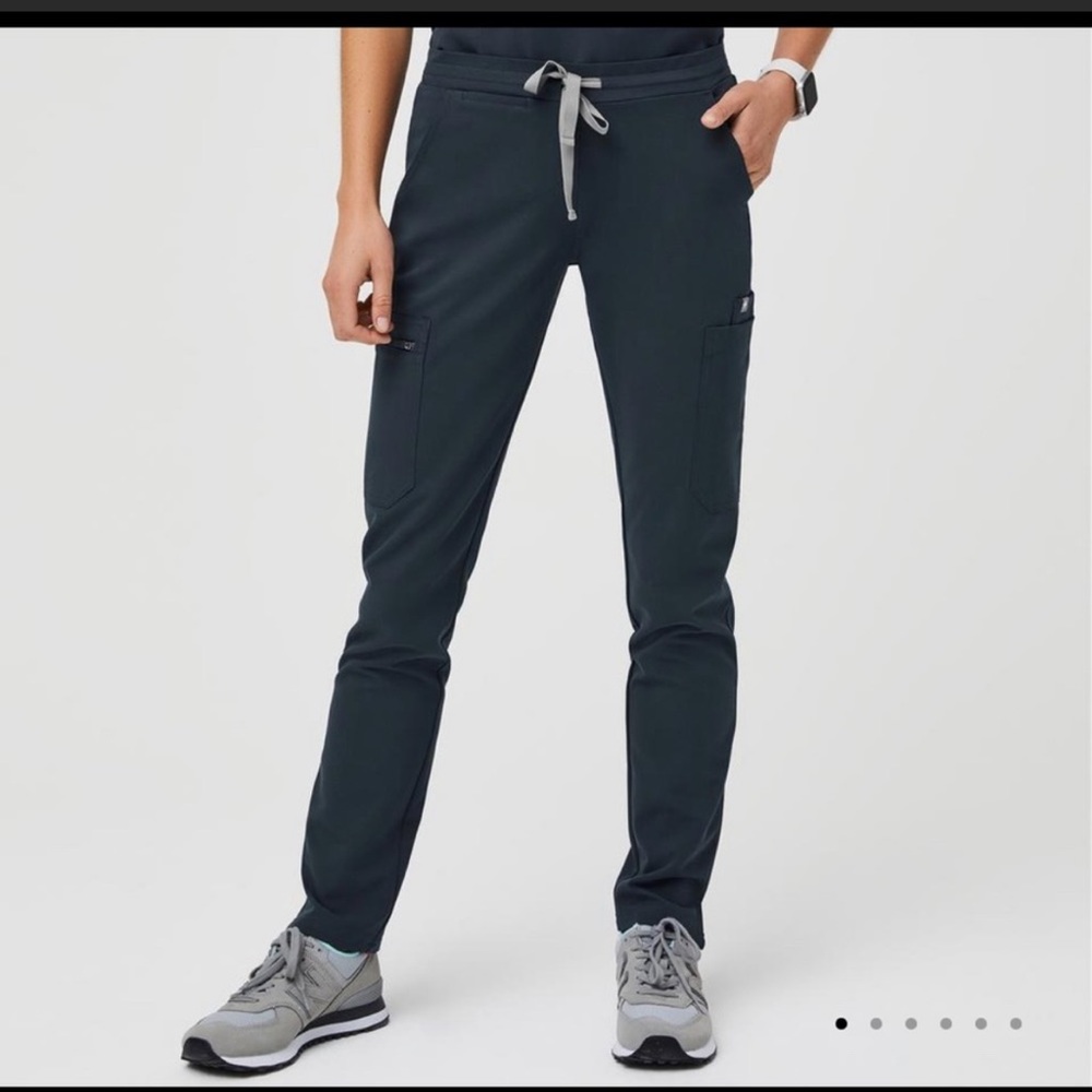 FIGS Yola Petite Skinny Dark Harbor Scrub Pants